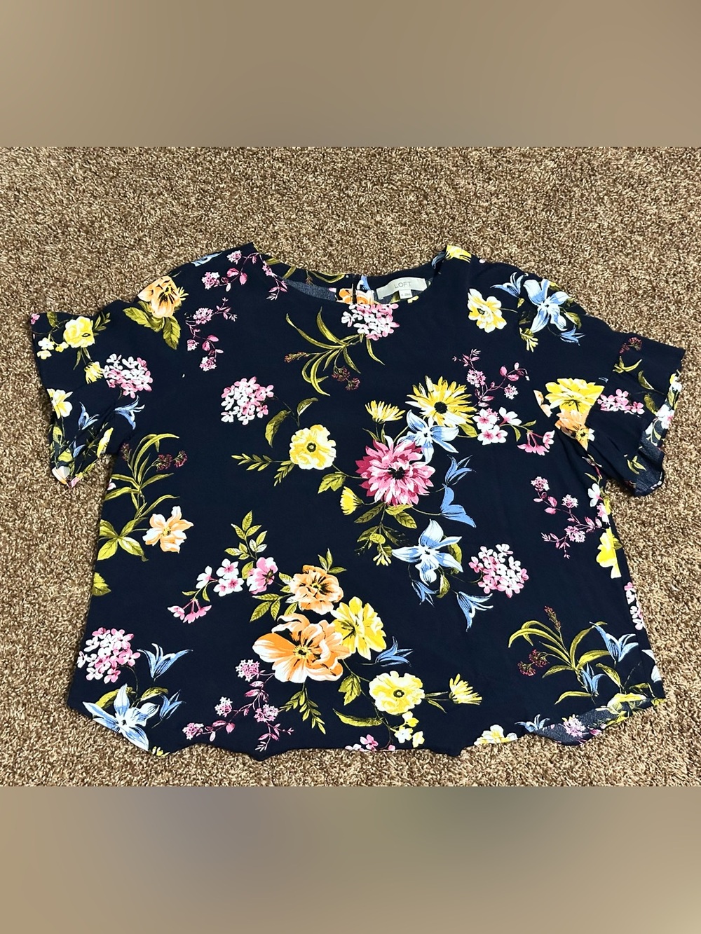 LOFT Navy Blue Floral Short Sleeved Blouse size XL